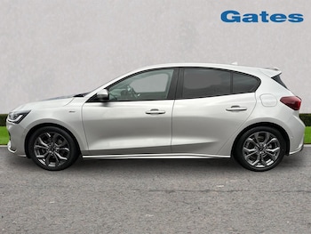 Used Ford Focus 2023 for sale - 76539836: Photo