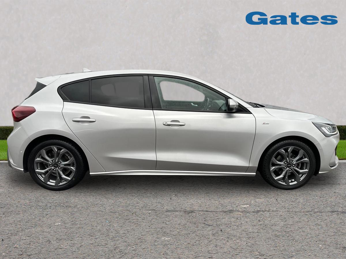 Used Ford Focus 2023 for sale - 76539836: Photo 8