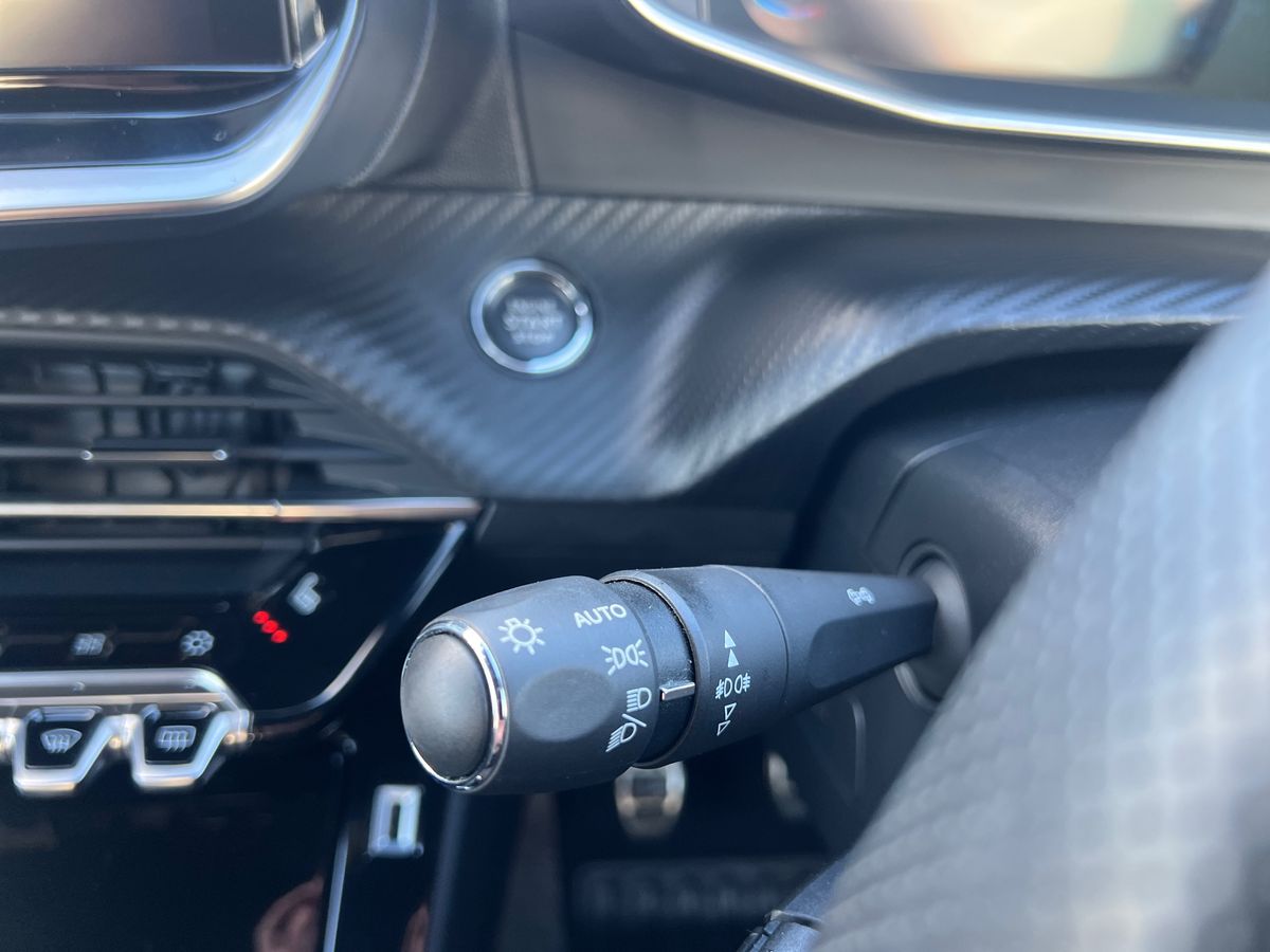 Used Peugeot 2008 2022 for sale - 76575117: Photo 23