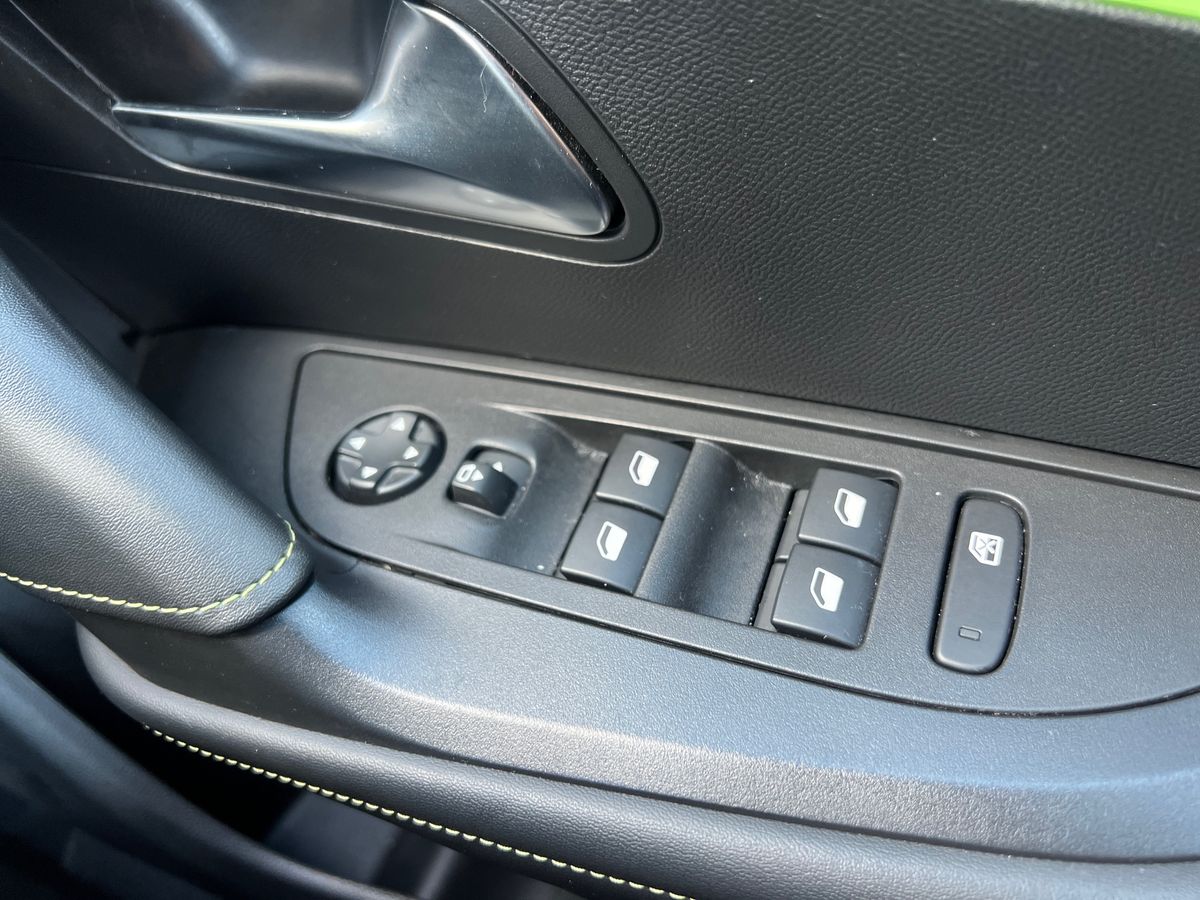 Used Peugeot 2008 2022 for sale - 76575117: Photo 25