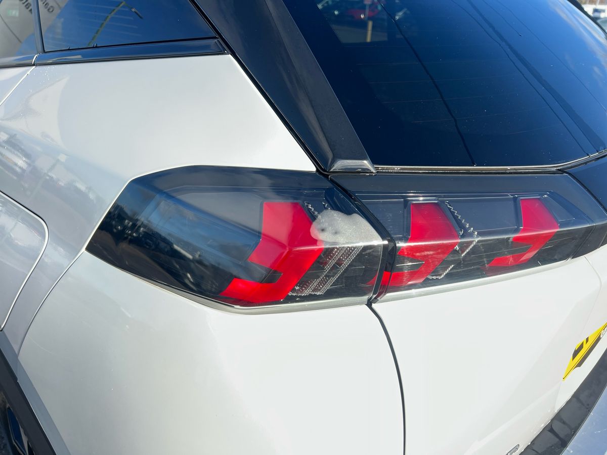 Used Peugeot 2008 2022 for sale - 76575117: Photo 33