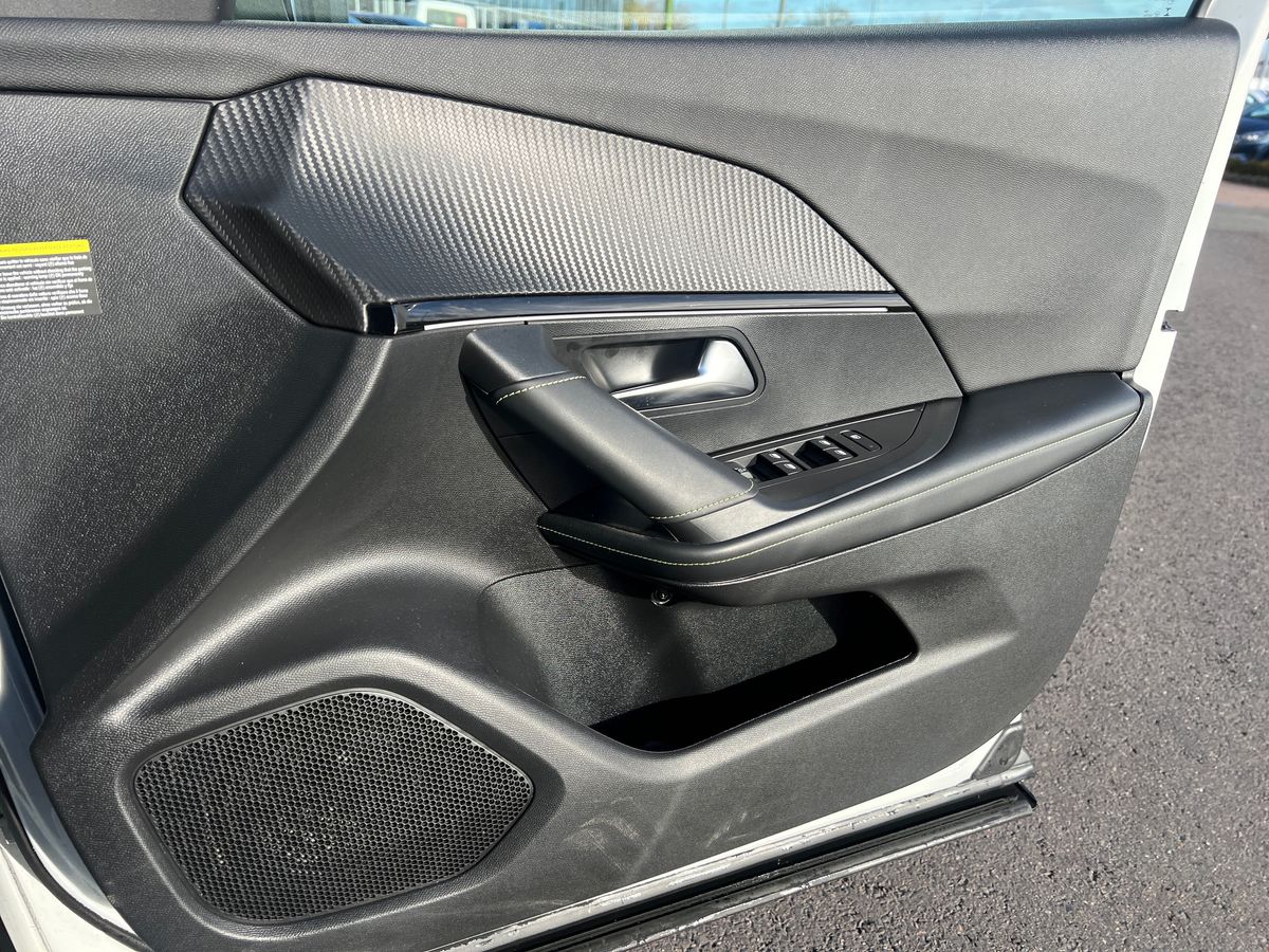 Used Peugeot 2008 2022 for sale - 76575117: Photo 35