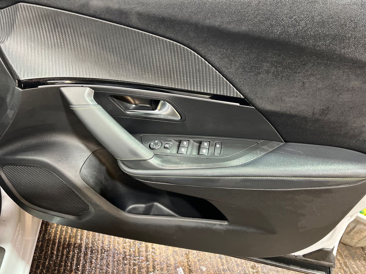 Used Peugeot 2008 2023 for sale - 76493894: Photo 35