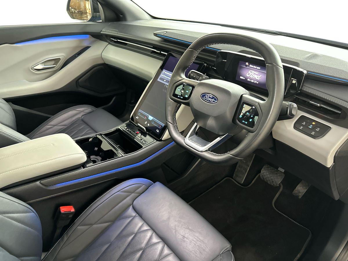 Used Ford Explorer 2024 for sale - 76602930: Photo 10