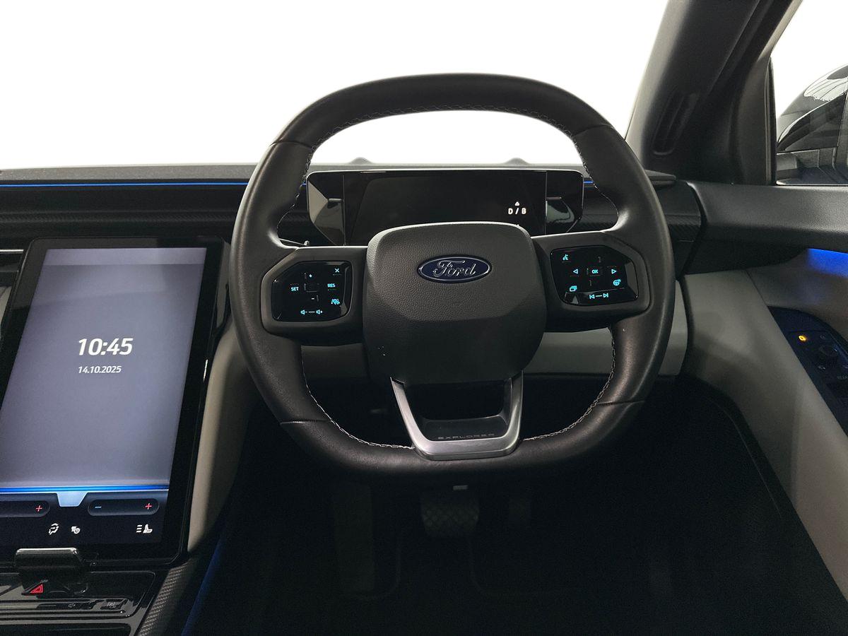 Used Ford Explorer 2024 for sale - 76602930: Photo 17