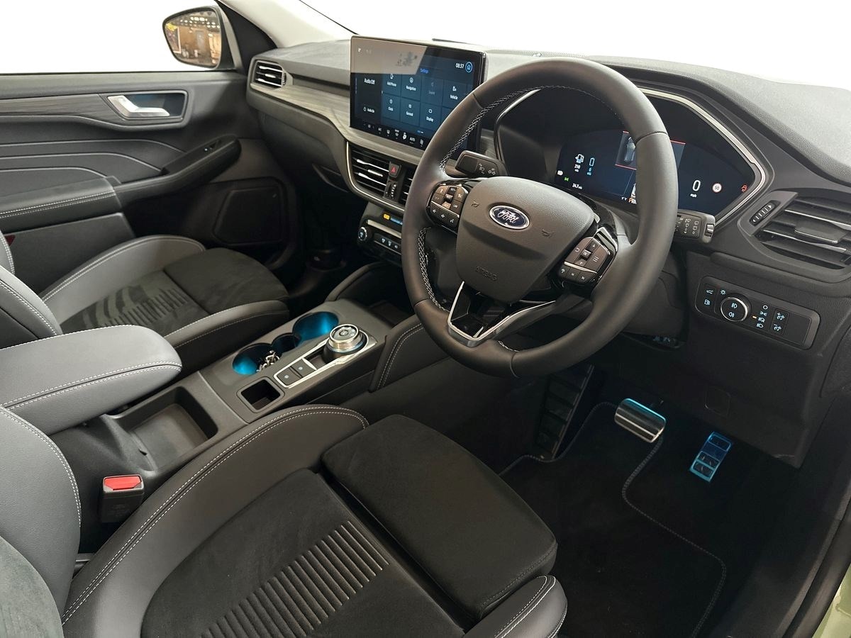 2025 Ford Kuga 5Dr Active 2.5 PHEV 243PS 2WD Auto Estate Petrol Parallel PHEV Au - Picture 10 of 24