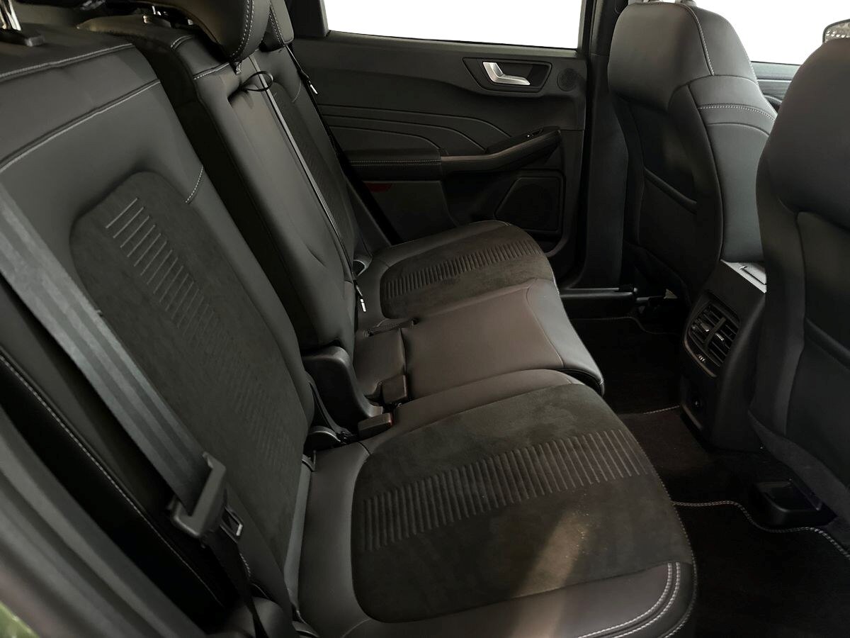 2025 Ford Kuga 5Dr Active 2.5 PHEV 243PS 2WD Auto Estate Petrol Parallel PHEV Au - Picture 14 of 24