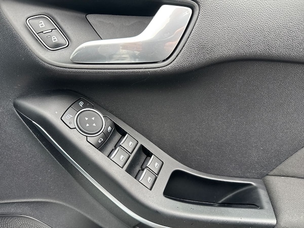 Used Ford Fiesta 2021 for sale - 76261699: Photo 25