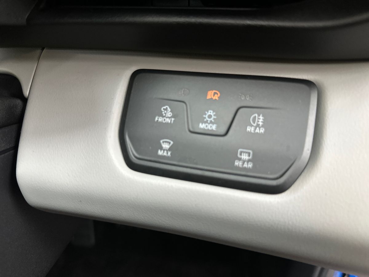 Used Ford Explorer 2024 for sale - 77917869: Photo 23