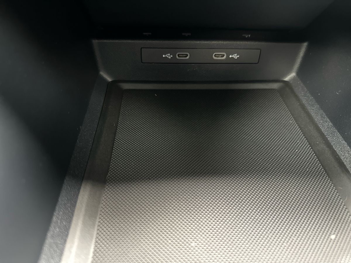 Used Ford Explorer 2024 for sale - 77917869: Photo 24