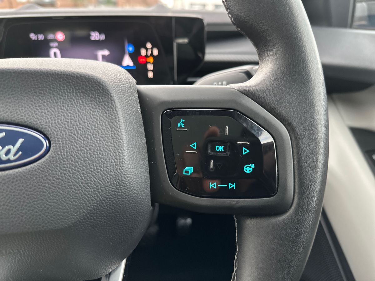 Used Ford Explorer 2024 for sale - 77917869: Photo 27