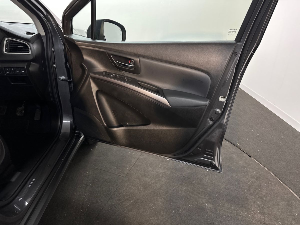 Used Suzuki SX4 S-Cross 2023 for sale - 77911264: Photo 35