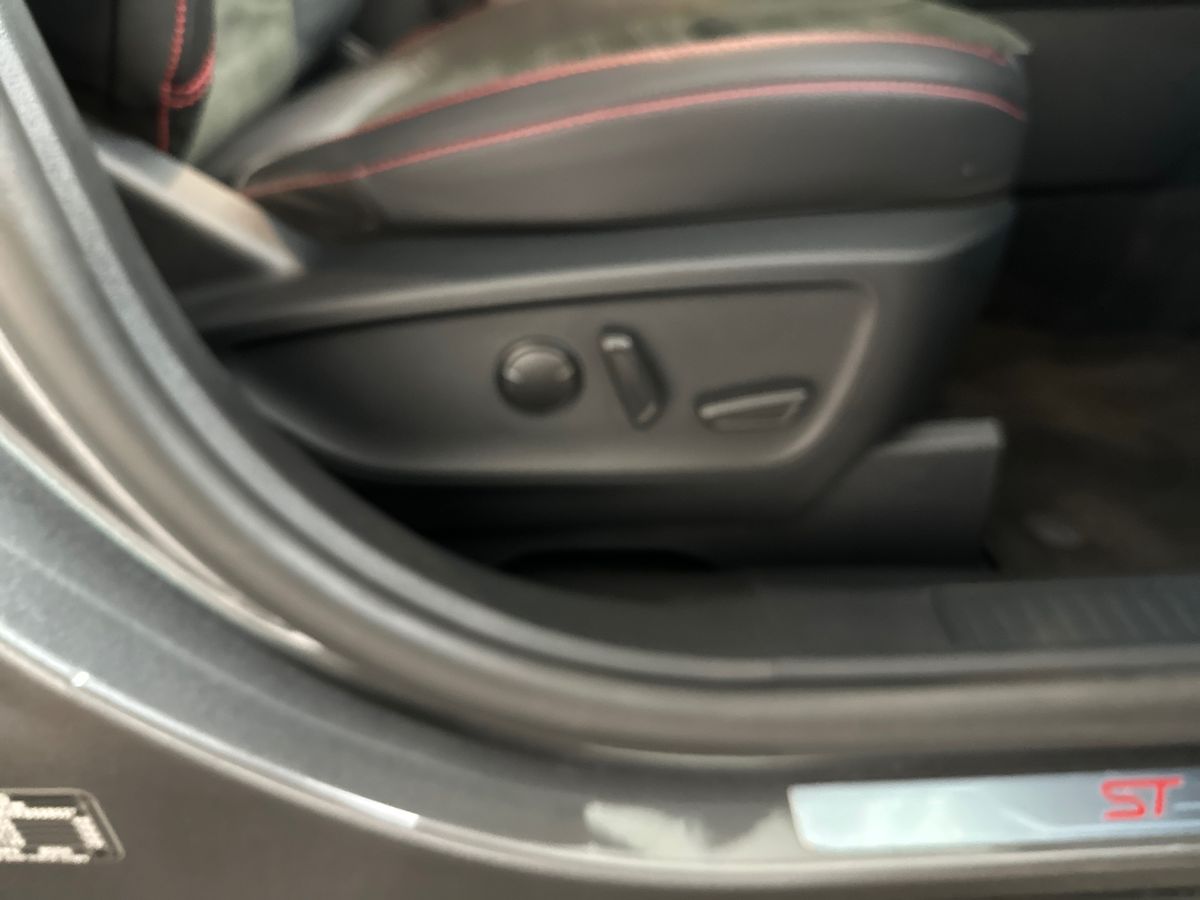 Used Ford Kuga 2024 for sale - 76375608: Photo 30