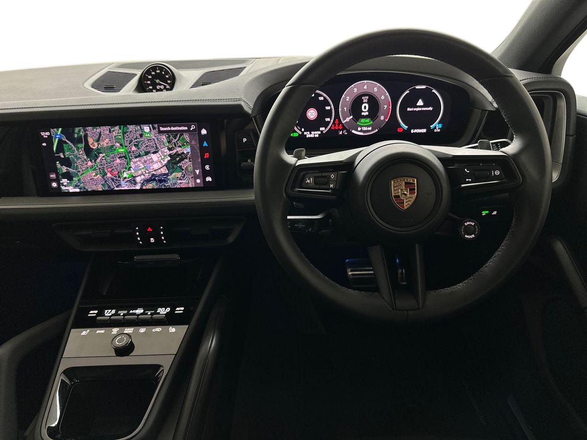 Used Porsche Cayenne 2025 for sale - 77380850: Photo 16