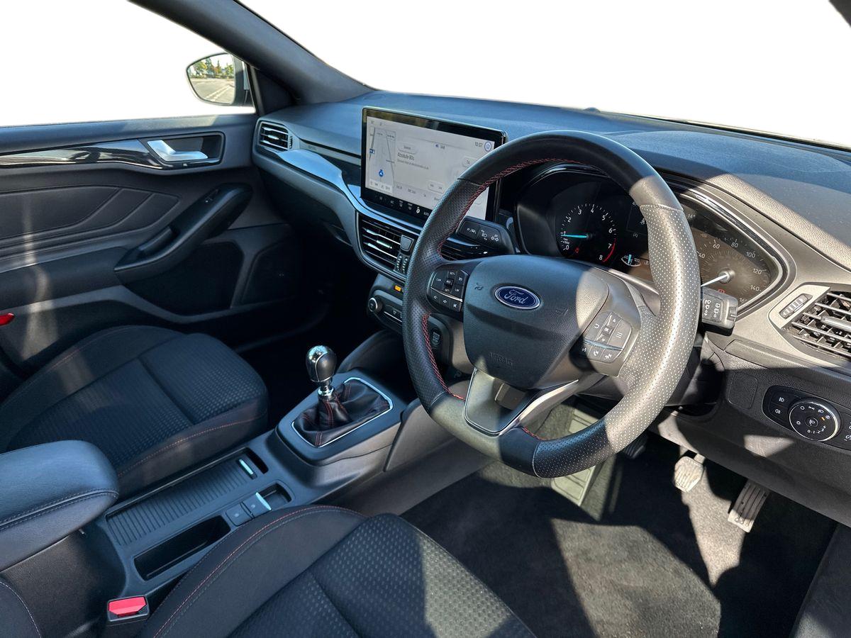 Used Ford Focus 2023 for sale - 76709442: Photo 10