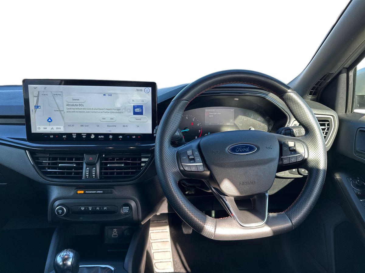 Used Ford Focus 2023 for sale - 76709442: Photo 16