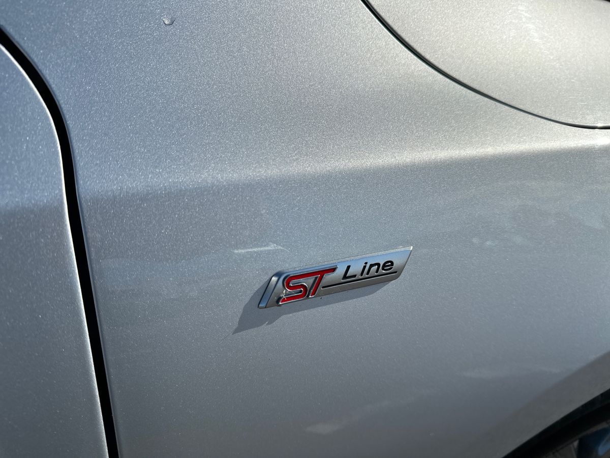 Used Ford Focus 2023 for sale - 76709442: Photo 36