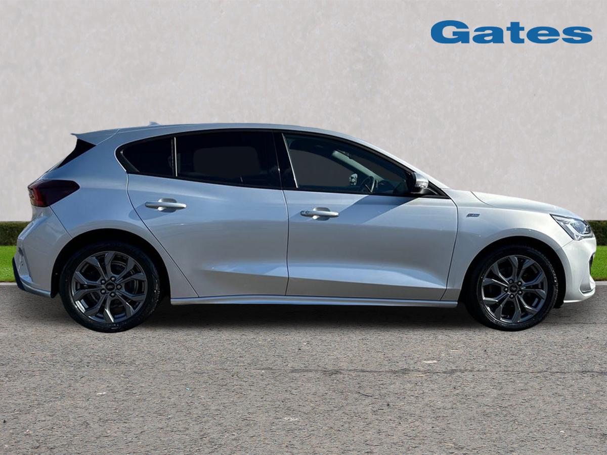 Used Ford Focus 2023 for sale - 76709442: Photo 8