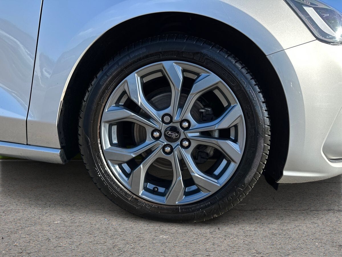 Used Ford Focus 2023 for sale - 76709442: Photo 9