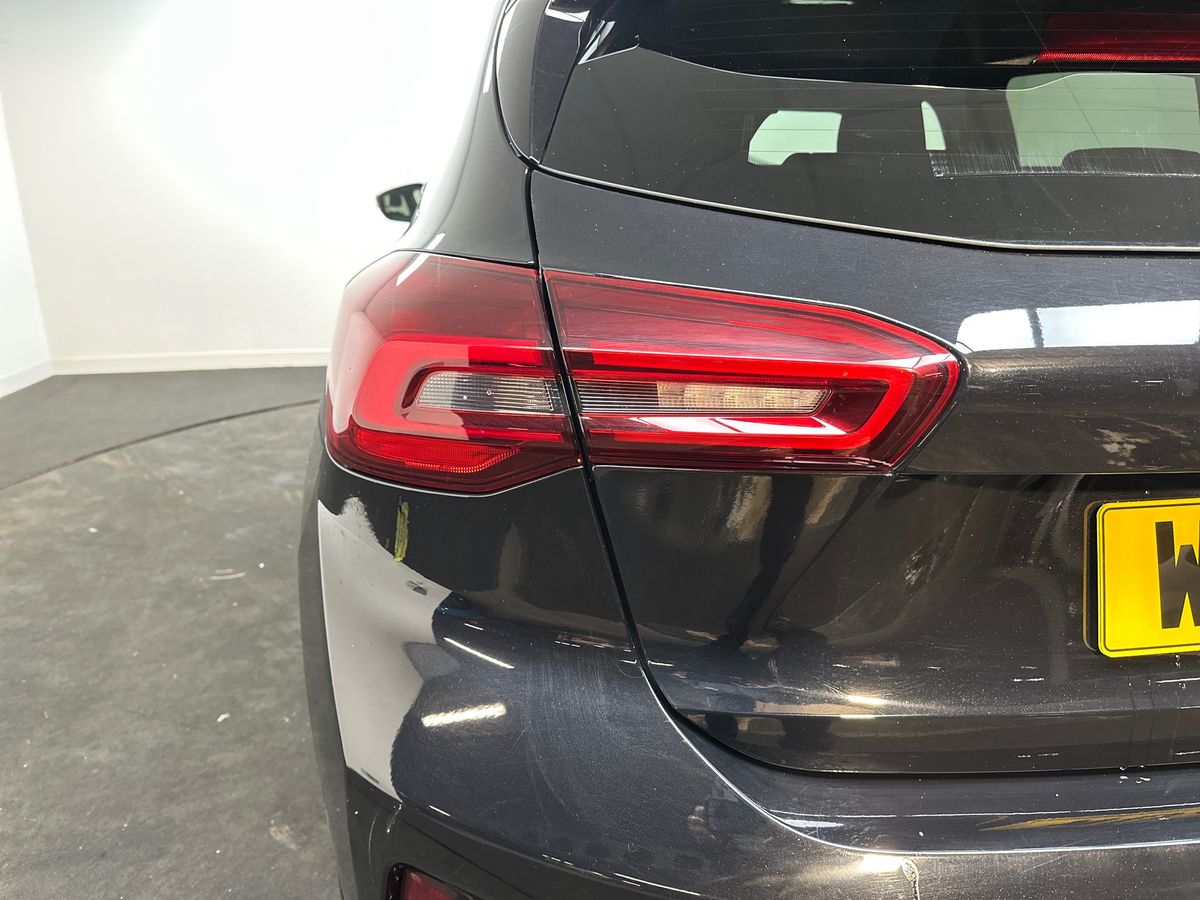 Used Ford Focus 2023 for sale - 77111666: Photo 33