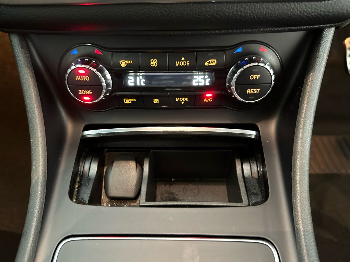 Used Mercedes-Benz GLA 2020 for sale - 77326297: Photo 24