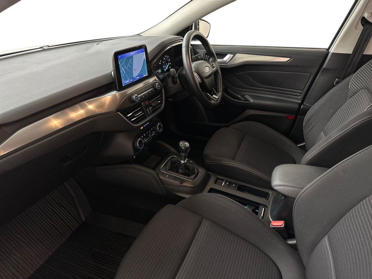 Used Ford Focus 2019 for sale - 76297399: Photo 11