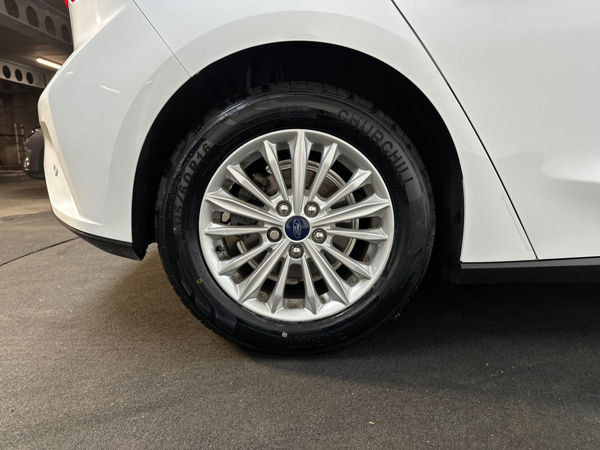 Used Ford Focus 2019 for sale - 76297399: Photo 9