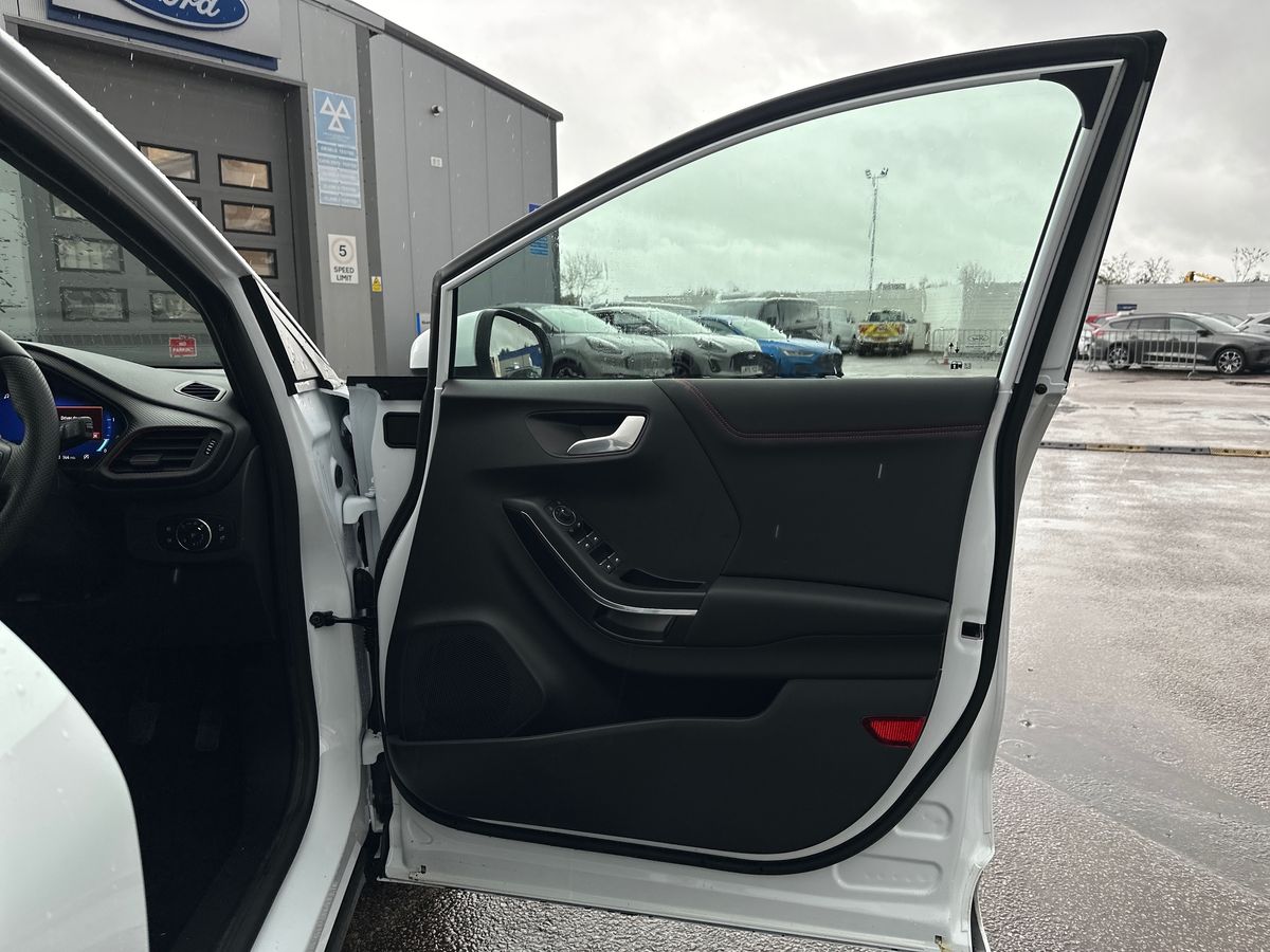 Used Ford Puma 2023 for sale - 77186177: Photo 35