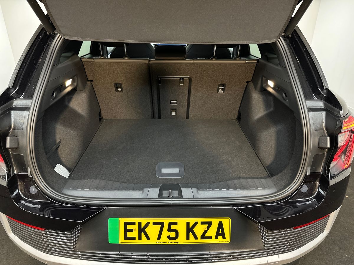 Used Ford Explorer 2025 for sale - 78158799: Photo 34