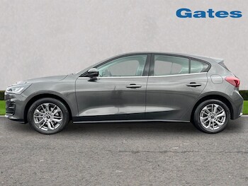 Used Ford Focus 2023 for sale - 76428007: Photo