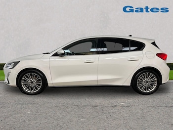 Used Ford Focus 2021 for sale - 76203799: Photo 4