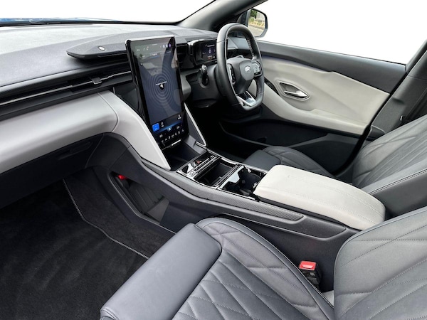 Used Ford Explorer 2025 for sale - 75671913: Photo 11