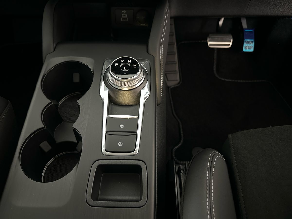 Used Ford Kuga 2025 for sale - 76487540: Photo 28