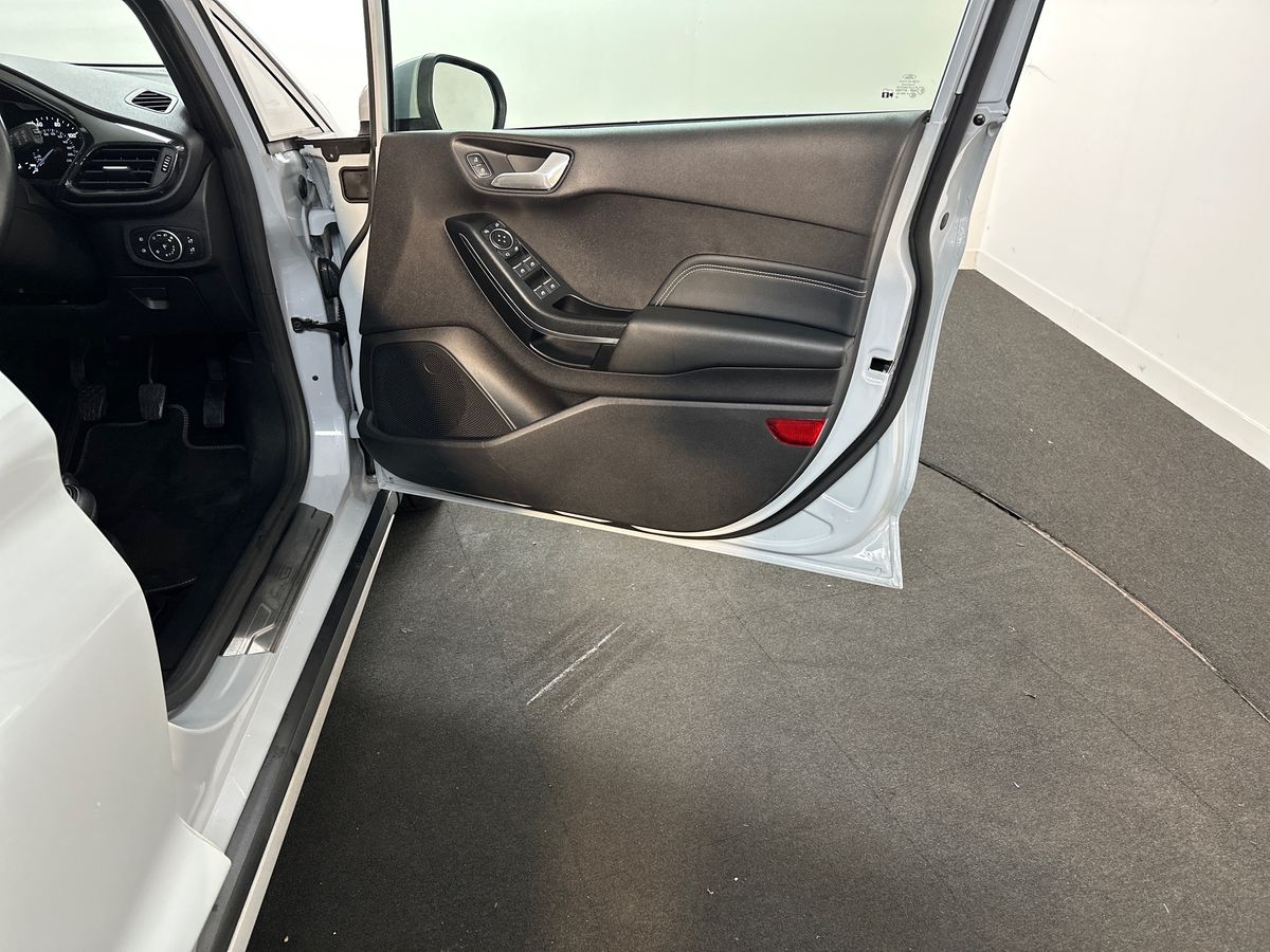 Used Ford Fiesta 2018 for sale - 77803761: Photo 35