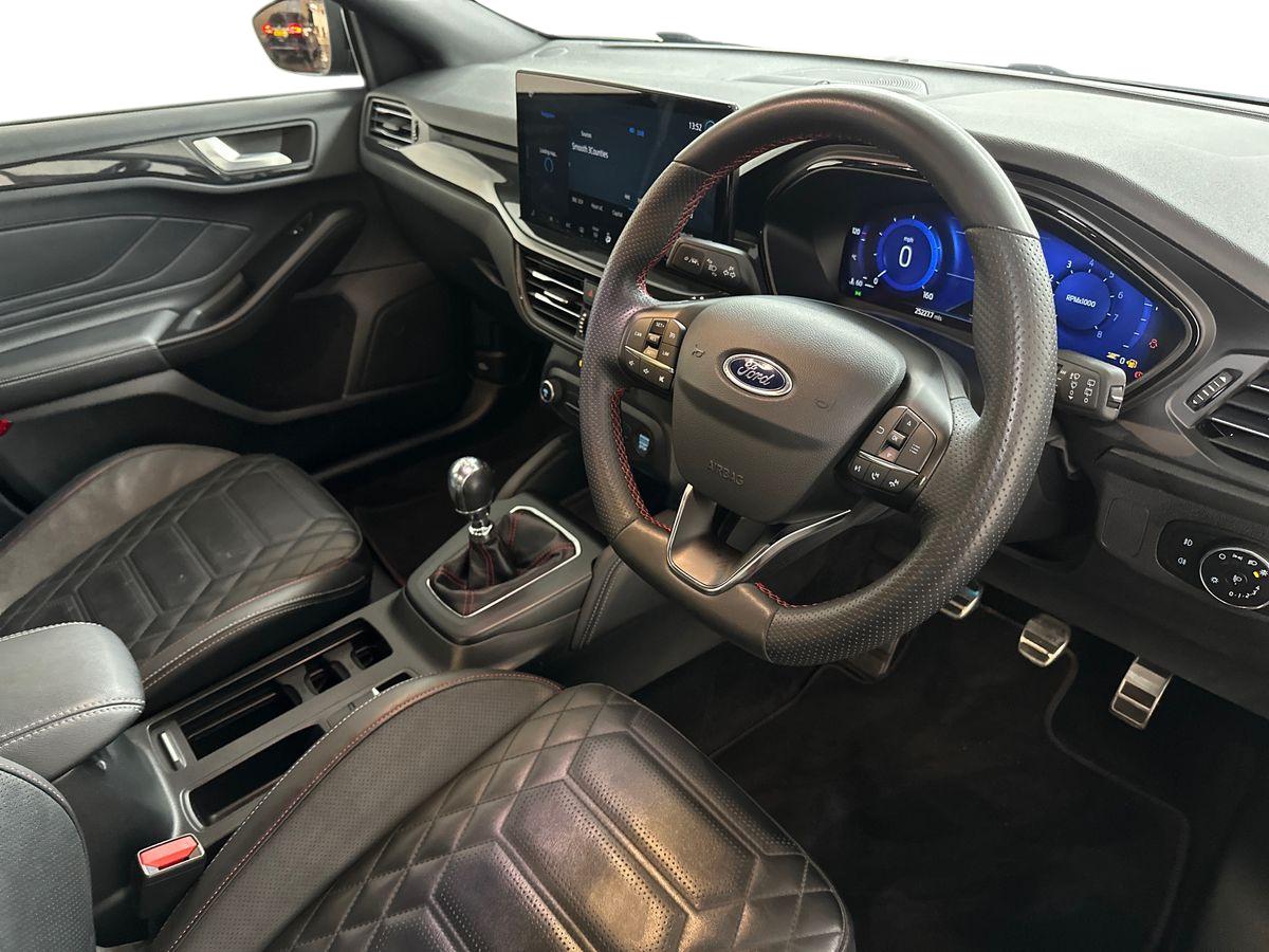 Used Ford Focus 2022 for sale - 77010197: Photo 10