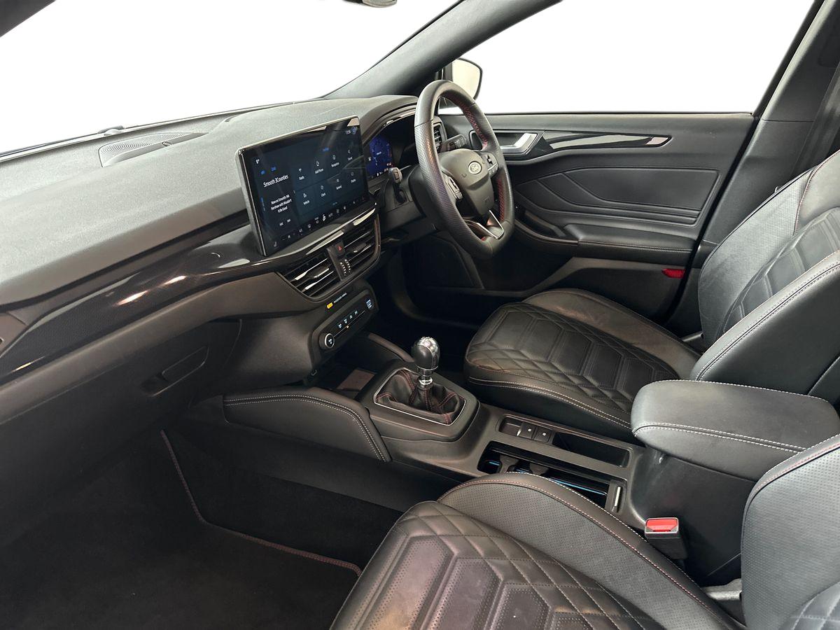 Used Ford Focus 2022 for sale - 77010197: Photo 11