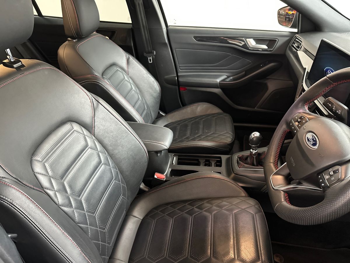 Used Ford Focus 2022 for sale - 77010197: Photo 12