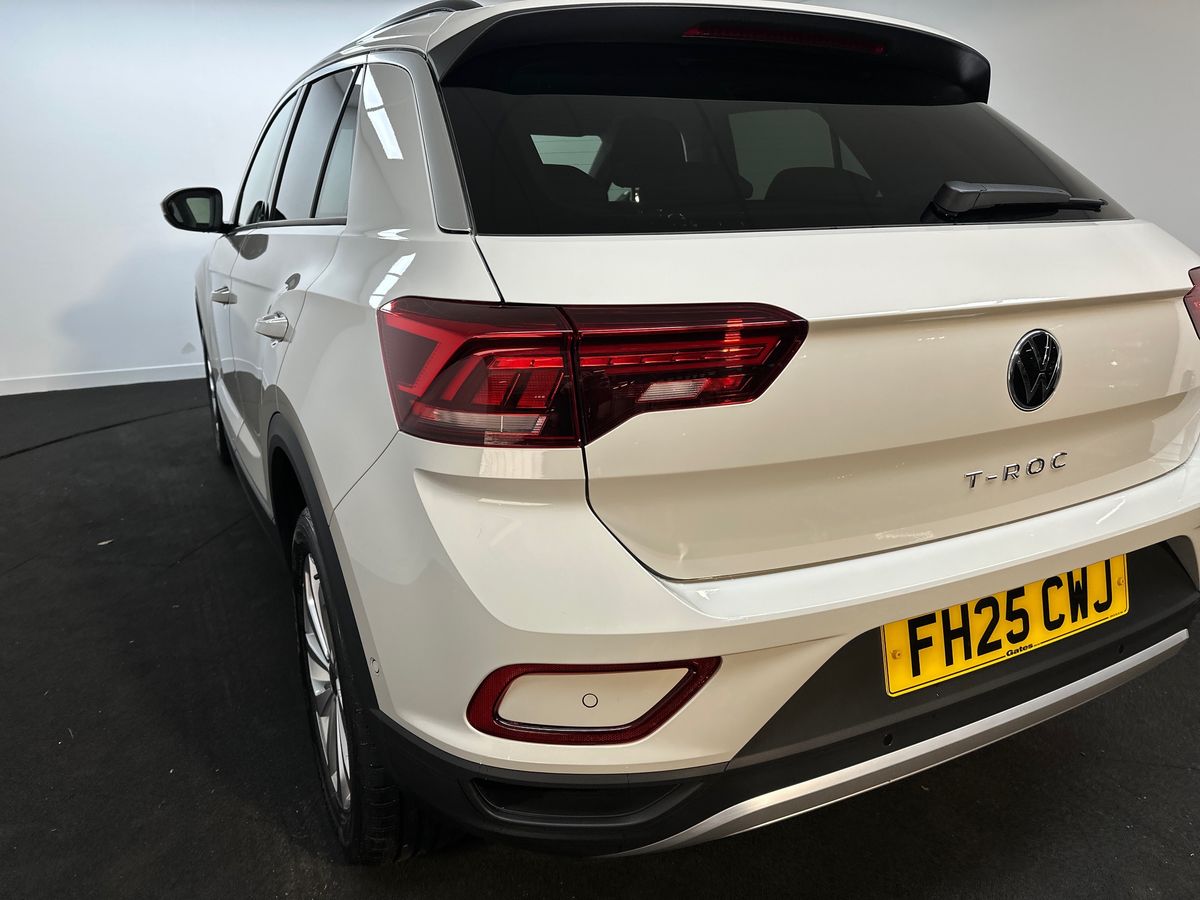 Used Volkswagen T-Roc 2025 for sale - 77570007: Photo 33
