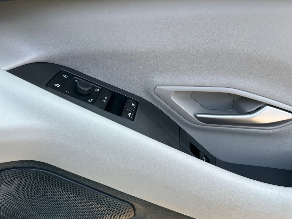 Used Ford Explorer 2024 for sale - 78172680: Photo 25