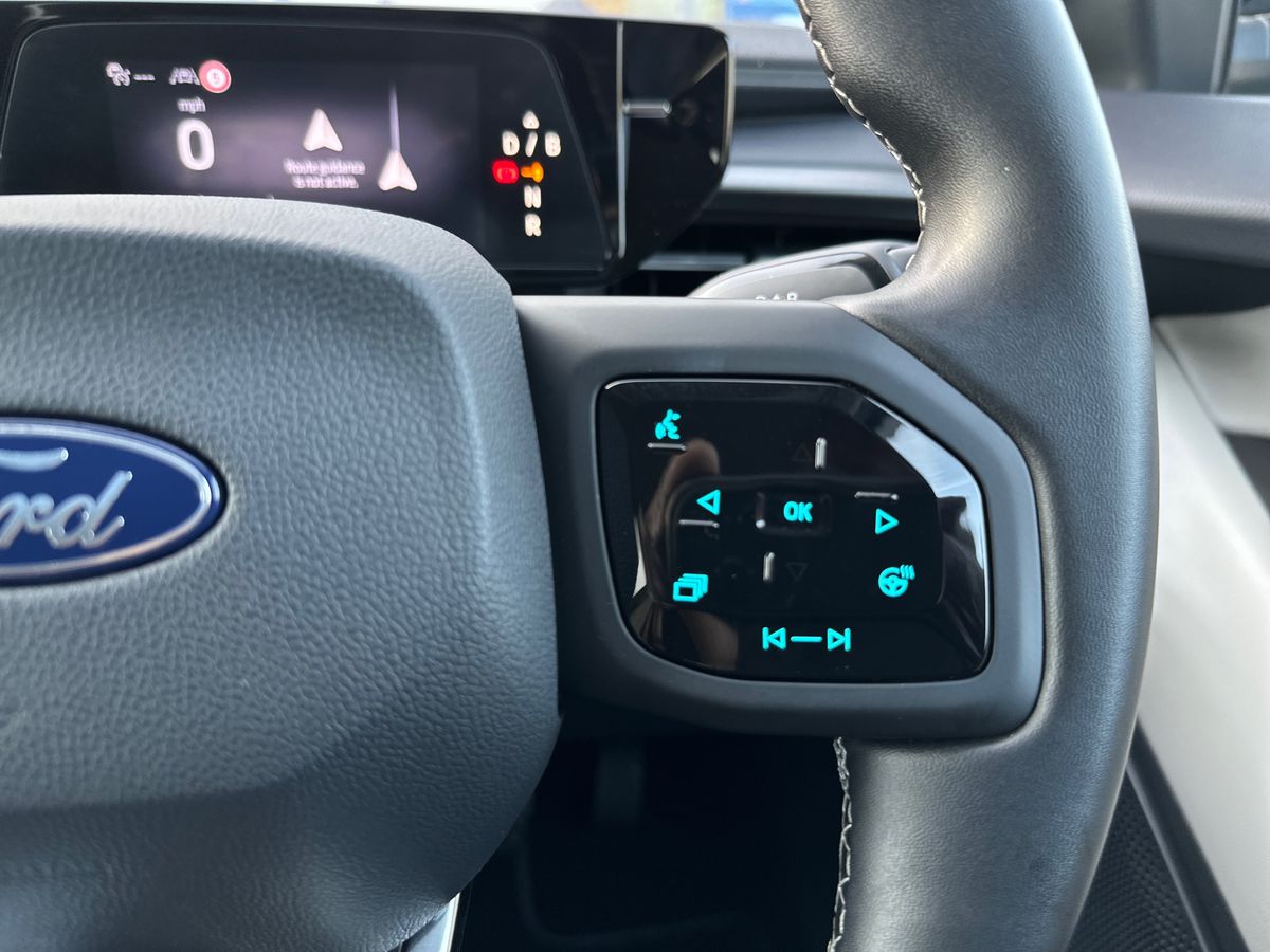 Used Ford Explorer 2024 for sale - 78172680: Photo 27