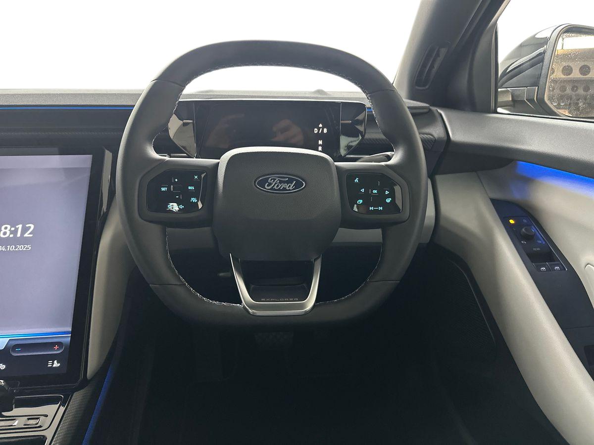 Used Ford Explorer 2025 for sale - 78158757: Photo 17