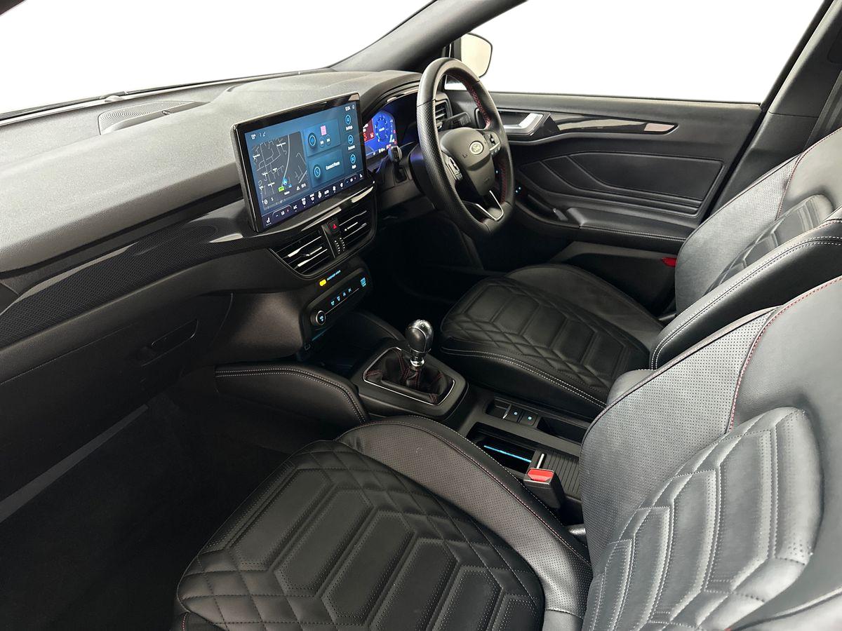 Used Ford Focus 2022 for sale - 76255049: Photo 11