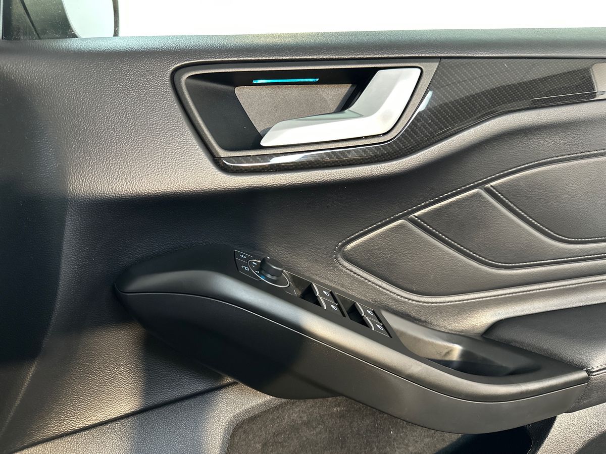 Used Ford Focus 2022 for sale - 76255049: Photo 25