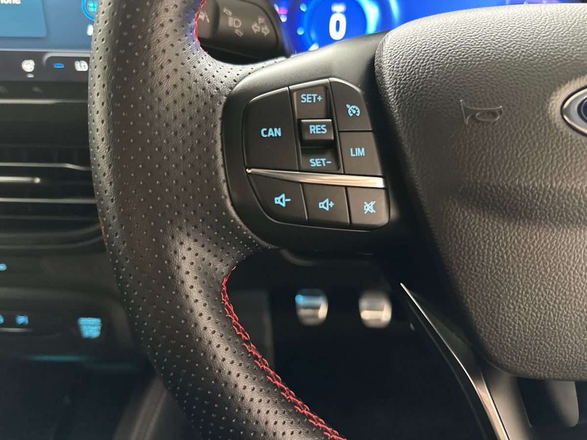 Used Ford Focus 2022 for sale - 76255049: Photo 26