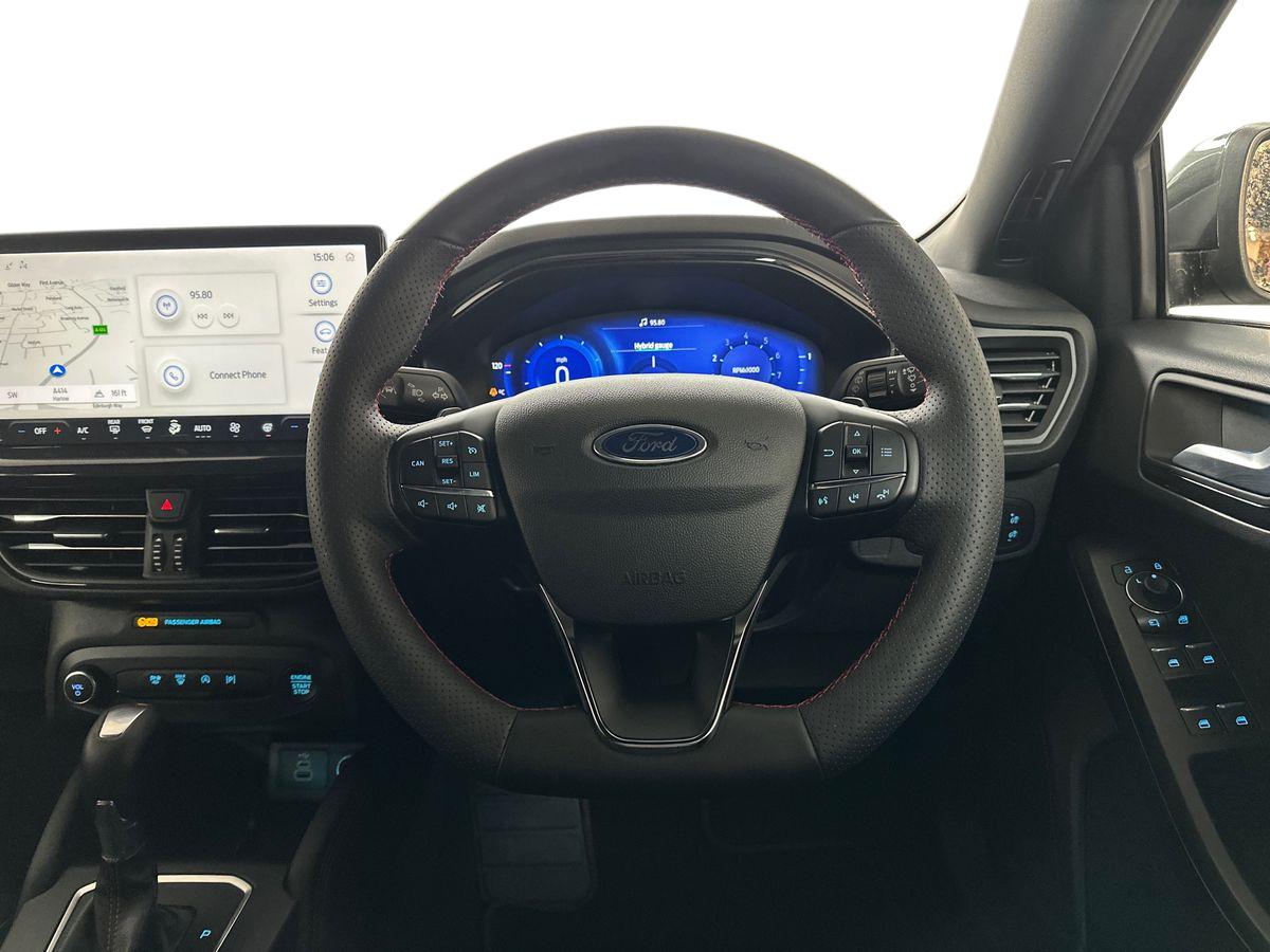 Used Ford Focus 2023 for sale - 77134016: Photo 17