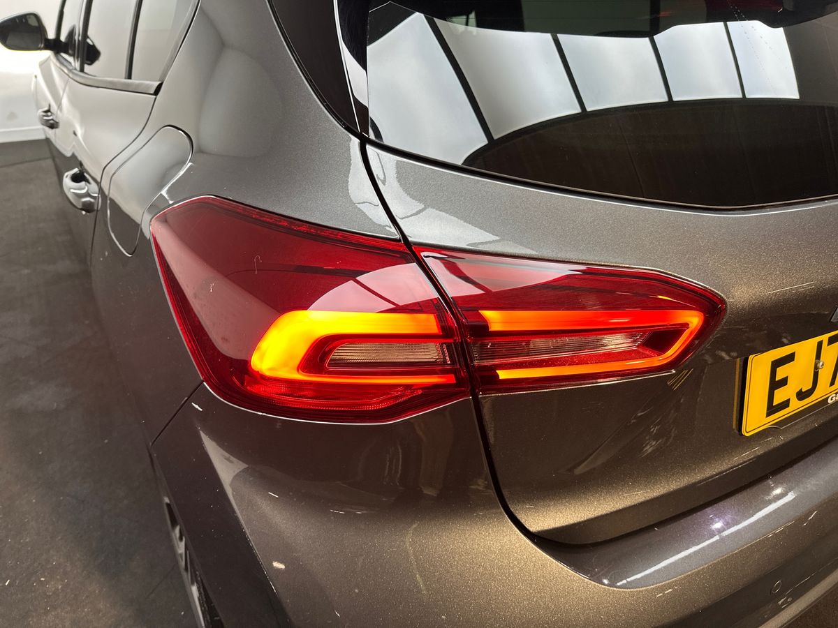 Used Ford Focus 2023 for sale - 77134016: Photo 33