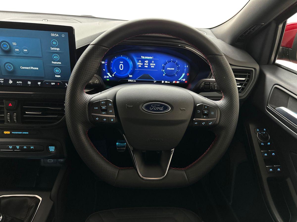 Used Ford Focus 2024 for sale - 76479607: Photo 17