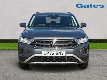 Used Volkswagen T-Roc 2023 for sale - 78518615: Photo
