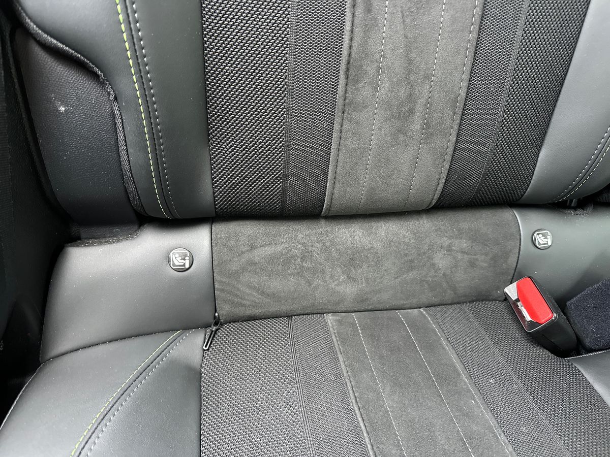 Used Peugeot 2008 2023 for sale - 76847237: Photo 31