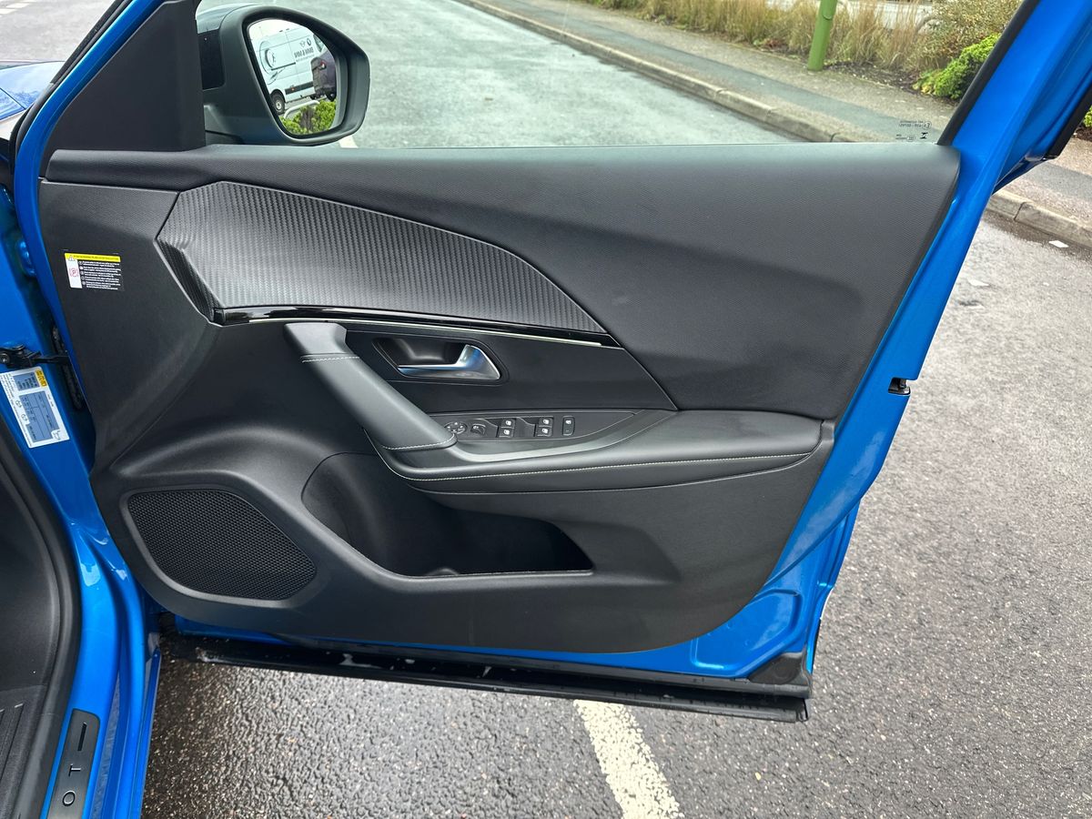 Used Peugeot 2008 2023 for sale - 76847237: Photo 35